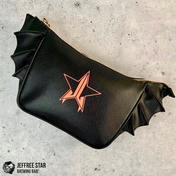 JEFFREE STAR BAT PURSE ZIPPER MAKEUP COSMETIC BAG IN BLACK VEGAN LEATHER BATWING - Picture 16 of 16